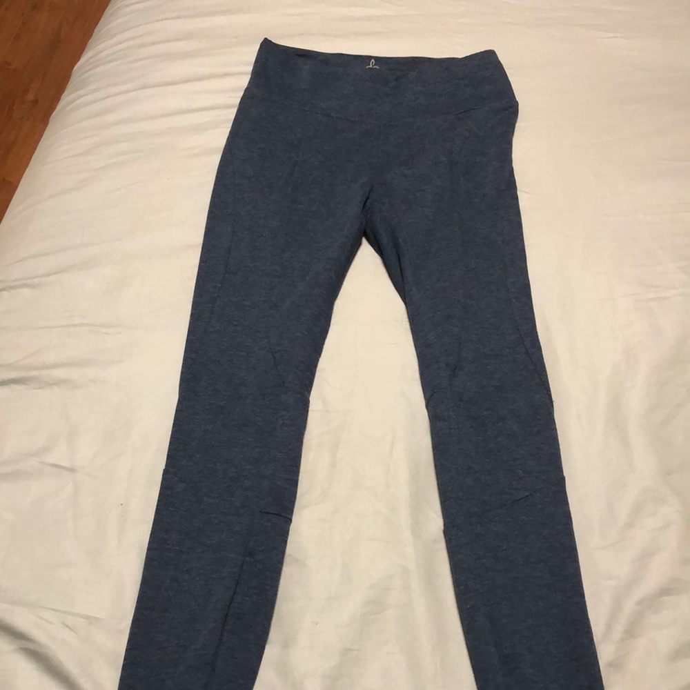 Stretchy workout leggings NWOT